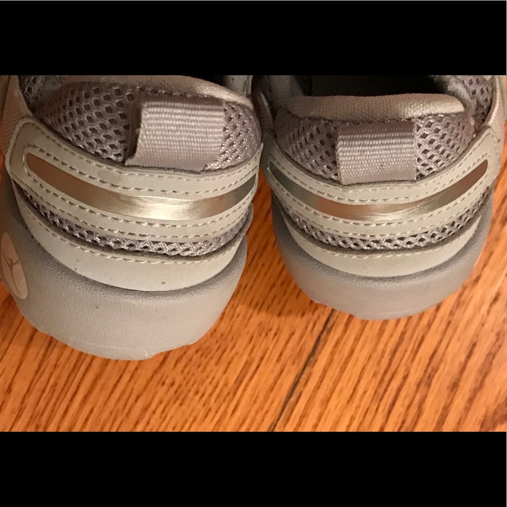 Jordan Infant Sneakers, Gray - Picture 3 of 5